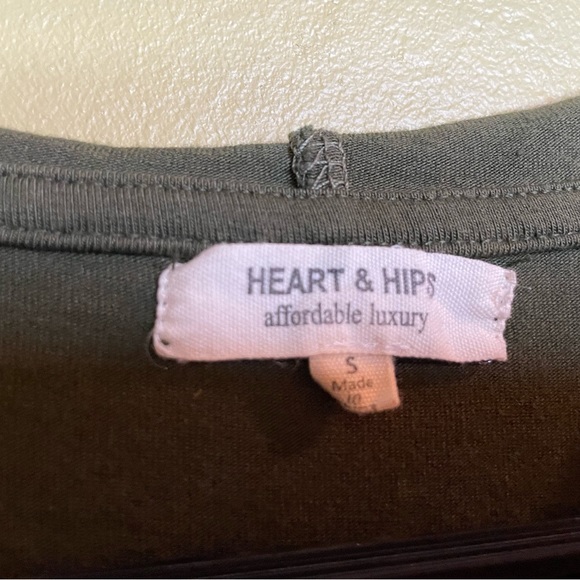 Hearts & Hips Affordable Luxury T-Shirt Hoodie Dress - S - Picture 4 of 6